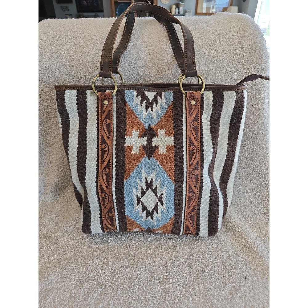 Ariat Wool Blanet Distressed Leather Tooled Accent Aztec Print Tote Bag Purse